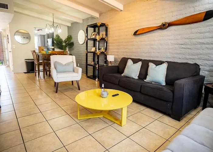 Msg For 5percent Off 2bed1and A Half Bath Kingqueenbeds Condophx * Phoenix