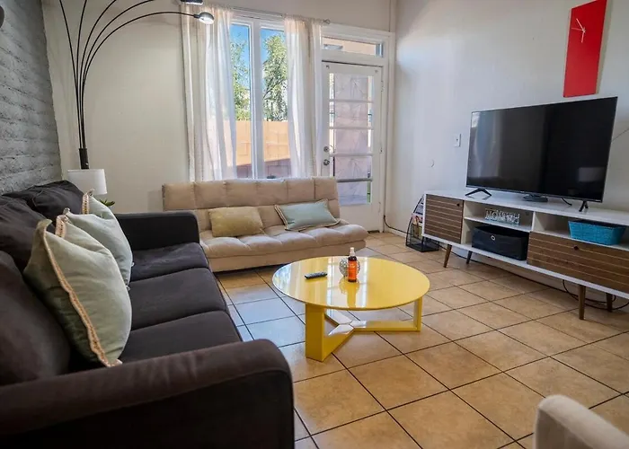 Msg For 5percent Off 2bed1and A Half Bath Kingqueenbeds Condophx Holiday home